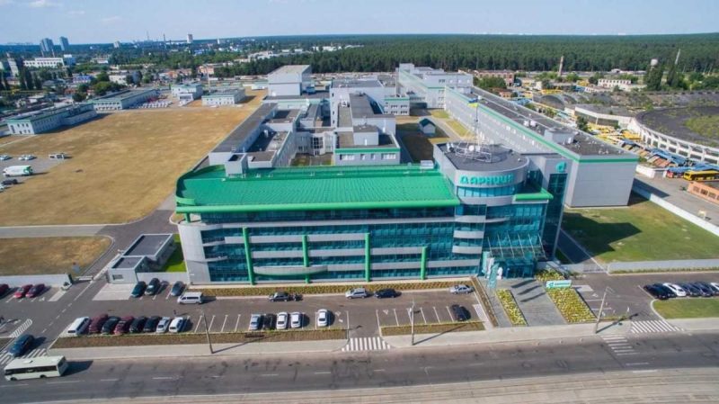 Криза на ринку ліків, конфлікт між “Дарницею” та аптечними мережами загострюється Криза на ринку ліків, конфлікт між “Дарницею” та аптечними мережами загострюється