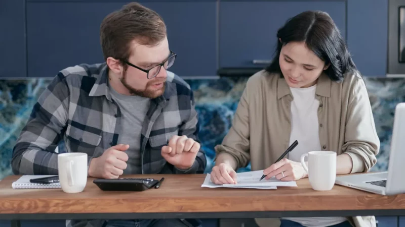 Новий податок для фрилансерів і продавців в інтернеті, як працюватиме закон Новий податок для фрилансерів і продавців в інтернеті, як працюватиме закон